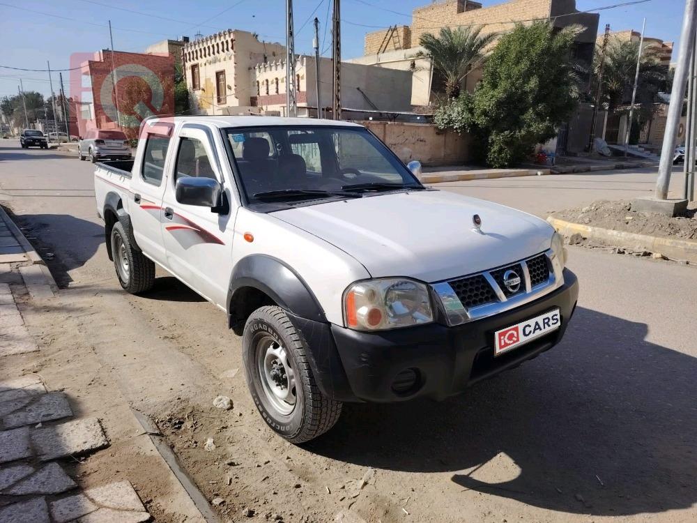 نيسان بيك اب